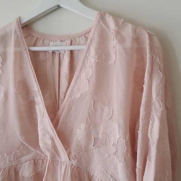 Aritzia Wilfred Peplum Blouse - Picture 4 of 8